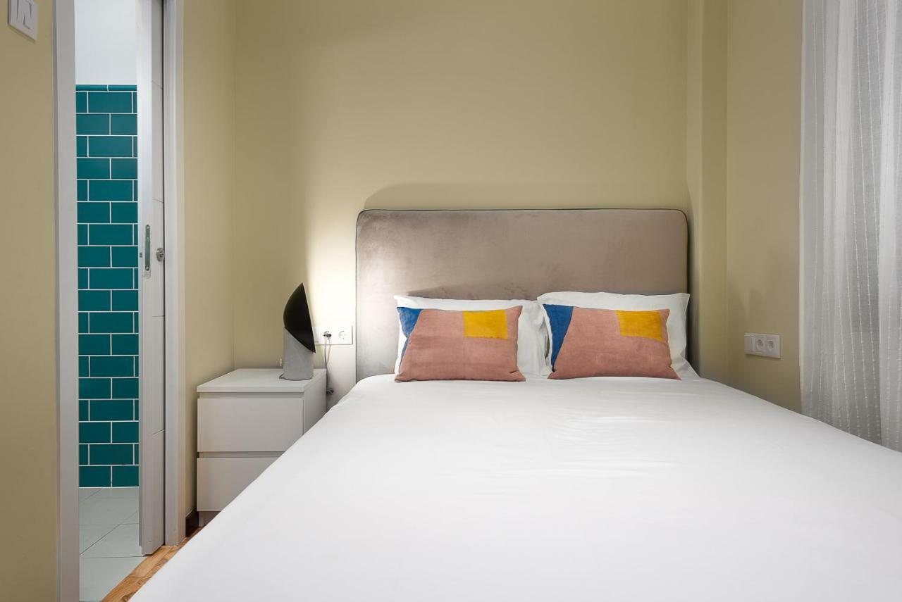 Big Families&Groups Bonjardim views 5 bedrooms 3 bathrooms Porto Bagian luar foto