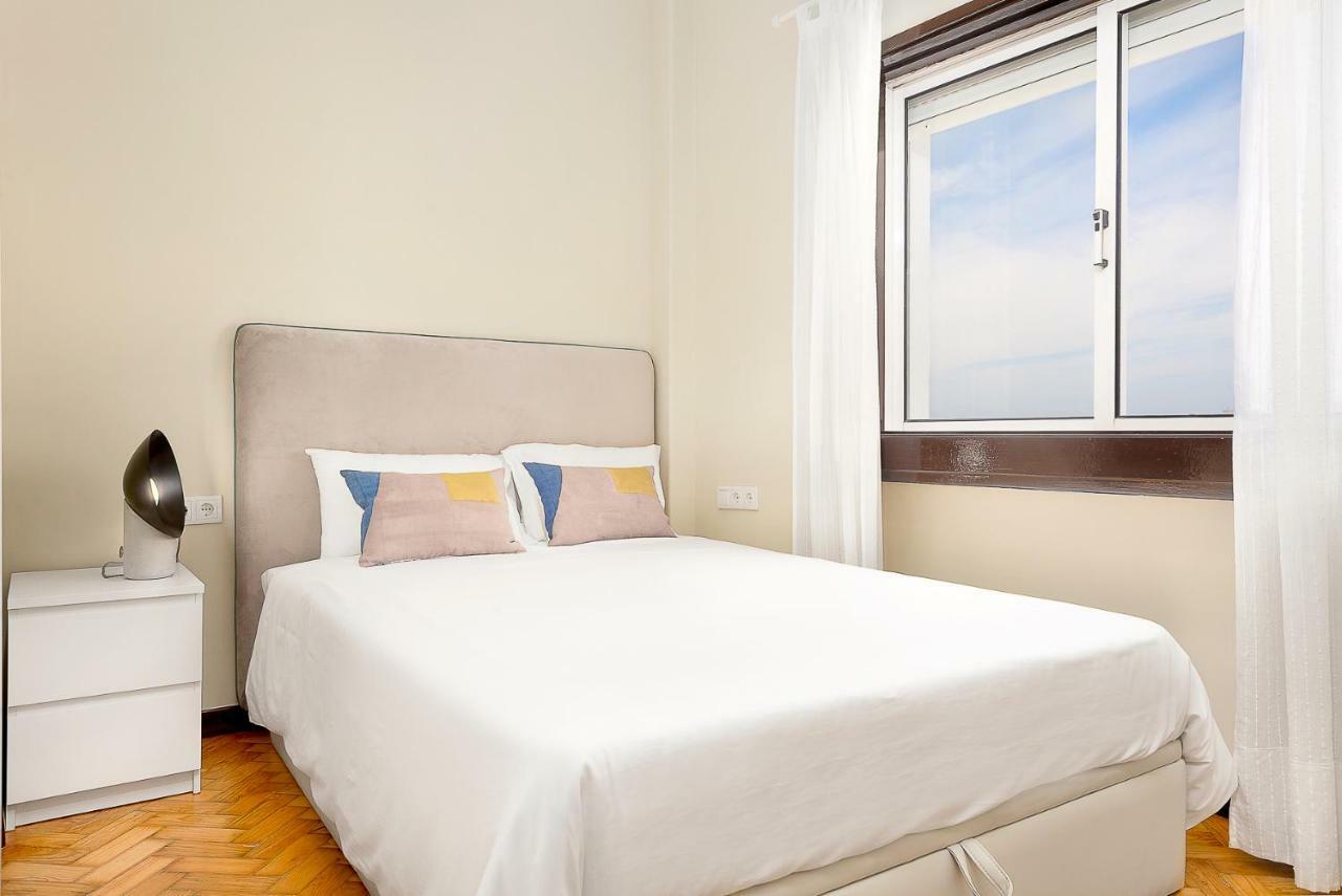 Big Families&Groups Bonjardim views 5 bedrooms 3 bathrooms Porto Bagian luar foto